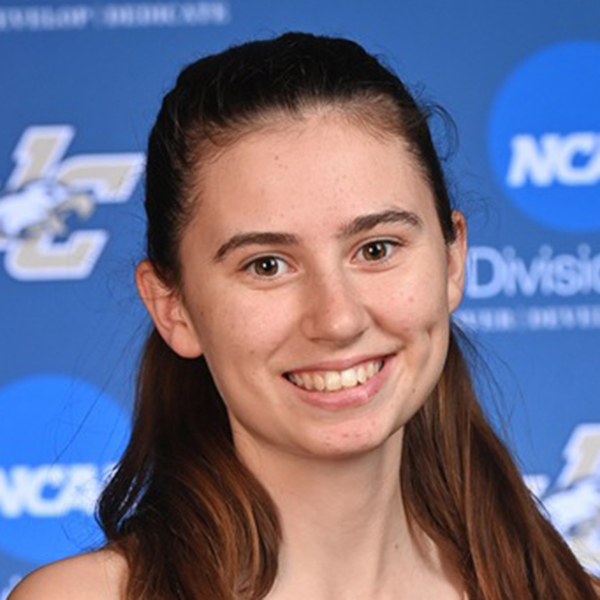 portrait of Zoe Merkle